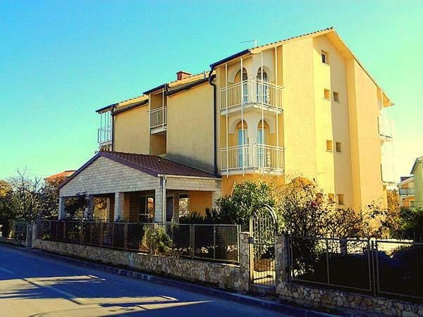 Villa Dora Биоград-на-Мору Экстерьер фото